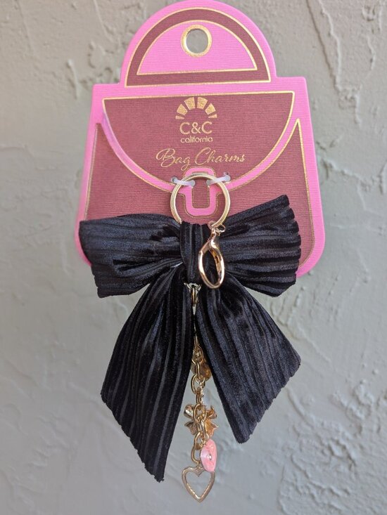 C&C California Large Black Velvet Bow Bag Charm w/ Gold Heart & Bow Charms | NEW - Picture 1 of 2